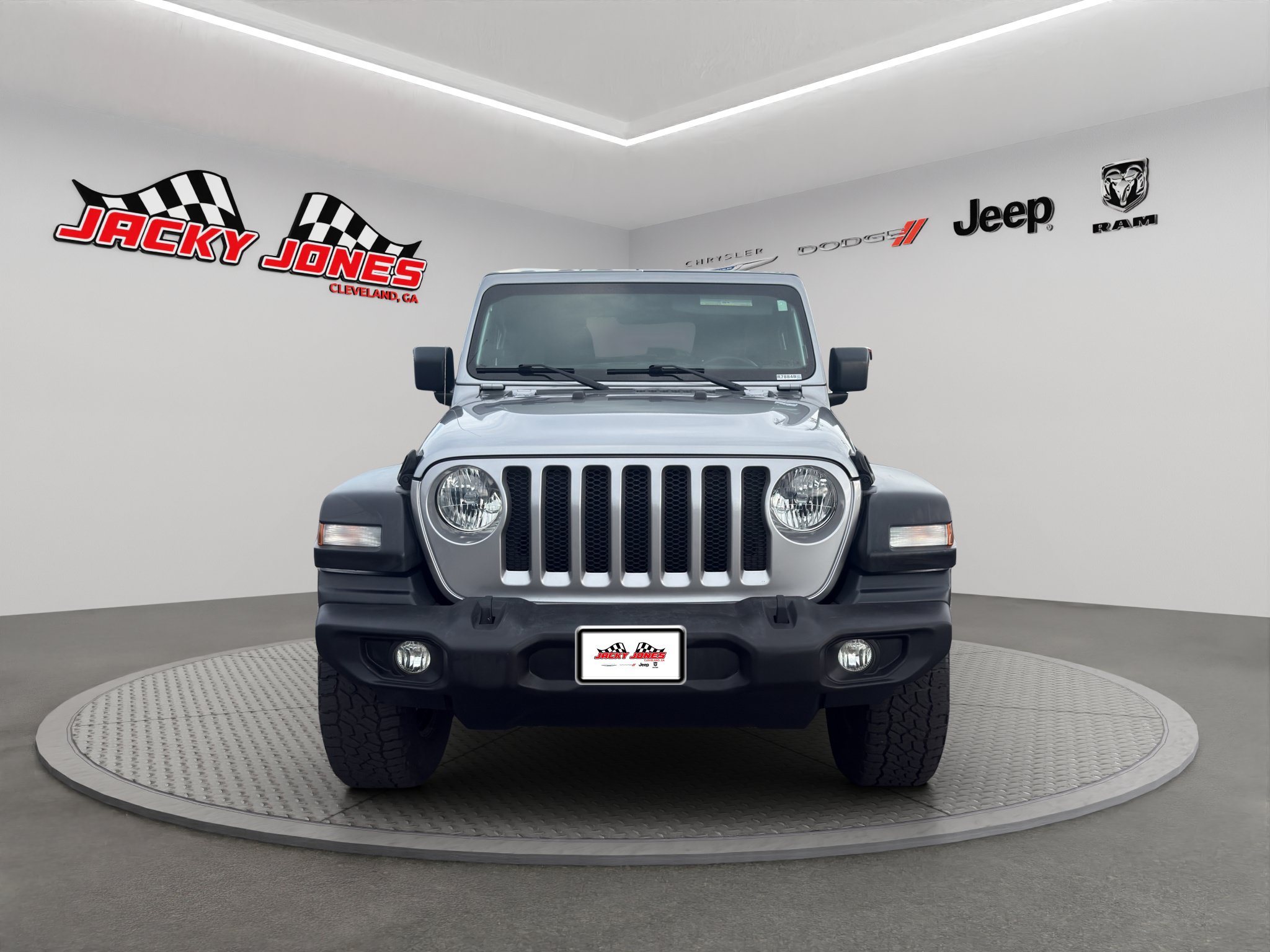 Used 2019 Jeep Wrangler Sport AWD/4WD image 13