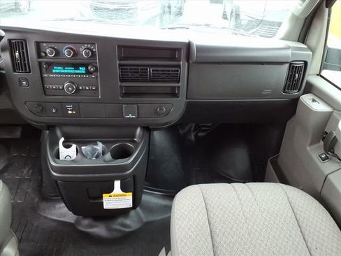 New 2026 GMC Savana 2500 image 20