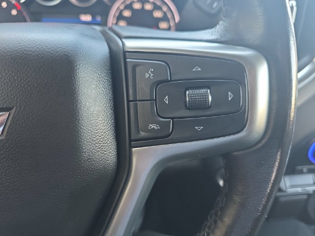 Used 2022 Chevrolet Silverado 1500 RST w/ LPO, Blackout Package AWD/4WD image 18