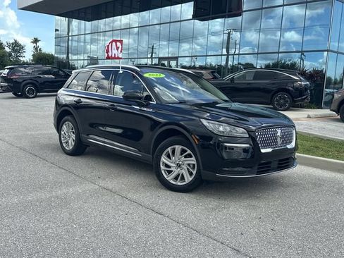 Certified 2022 Lincoln Corsair FWD image 2