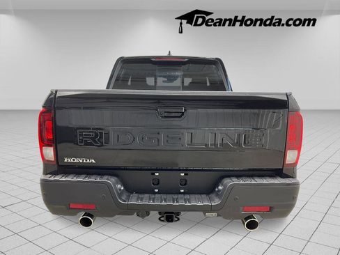 New 2026 Honda Ridgeline Black Edition image 4