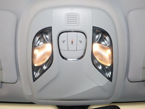 Used 2021 Jeep Compass Latitude w/ Convenience Group FWD image 28