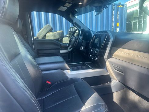 Used 2022 Ford F350 Lariat w/ Lariat Value Package image 4