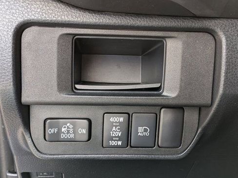 Used 2019 Toyota Tacoma TRD Off-Road image 26