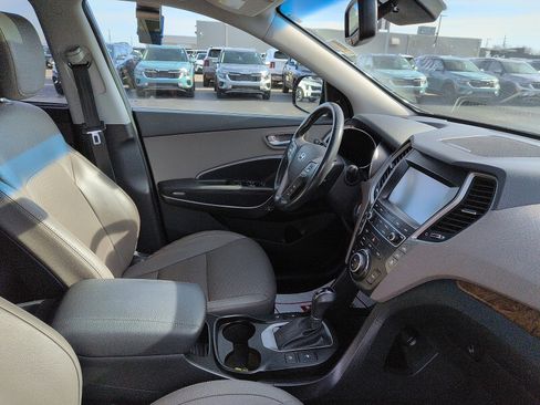 Used 2019 Hyundai Santa Fe XL image 7