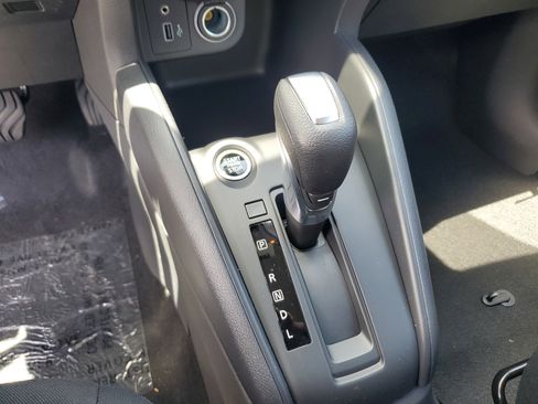 New 2025 Nissan Kicks Play S image 25