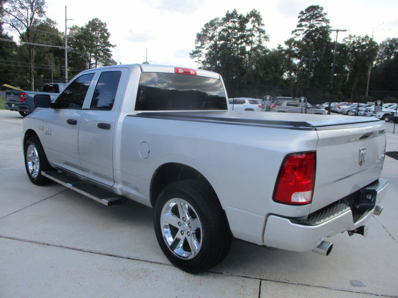 Used 2014 RAM 1500 Express AWD/4WD image 22