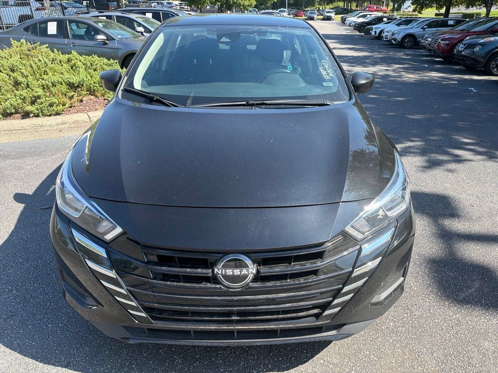 Used 2024 Nissan Versa SV FWD image 3