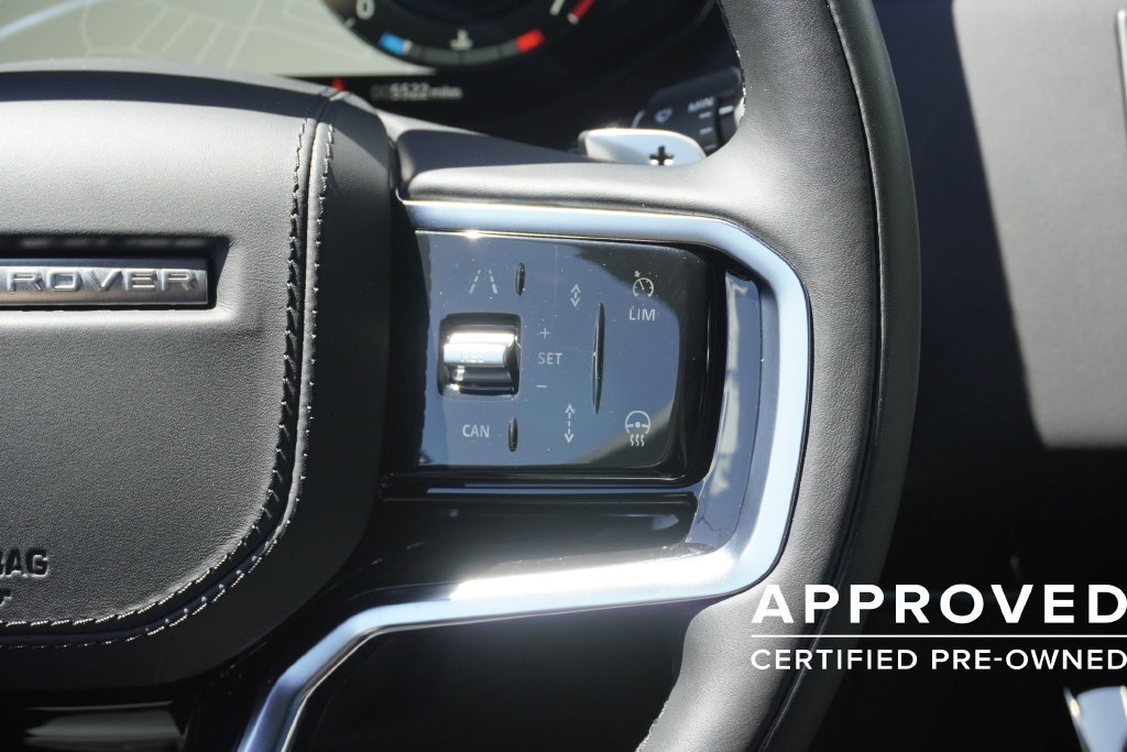 Used 2025 Land Rover Range Rover Sport SE AWD/4WD image 13
