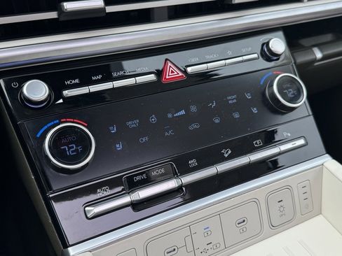 Used 2025 Hyundai Santa Fe Calligraphy image 33