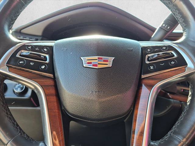Used 2015 Cadillac Escalade Luxury AWD/4WD image 14