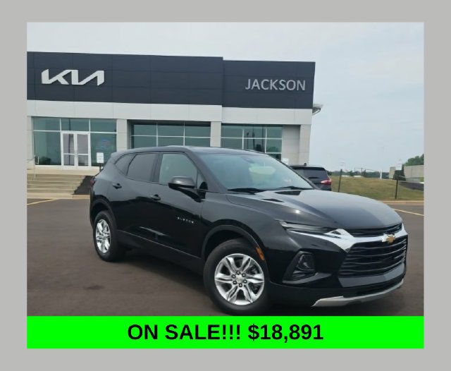 Used 2022 Chevrolet Blazer LT AWD/4WD image 1