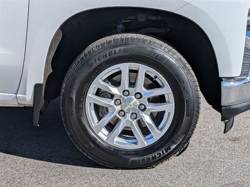 Used 2020 Chevrolet Silverado 1500 LT image 10