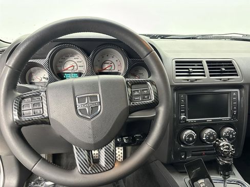 Used 2011 Dodge Challenger SRT8 image 22