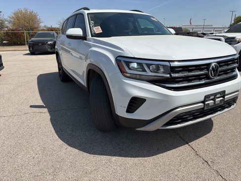 Used 2022 Volkswagen Atlas SE image 3