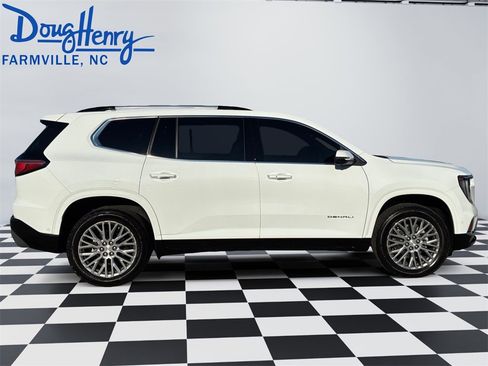 Used 2025 GMC Acadia Denali w/ Super Cruise Package image 6