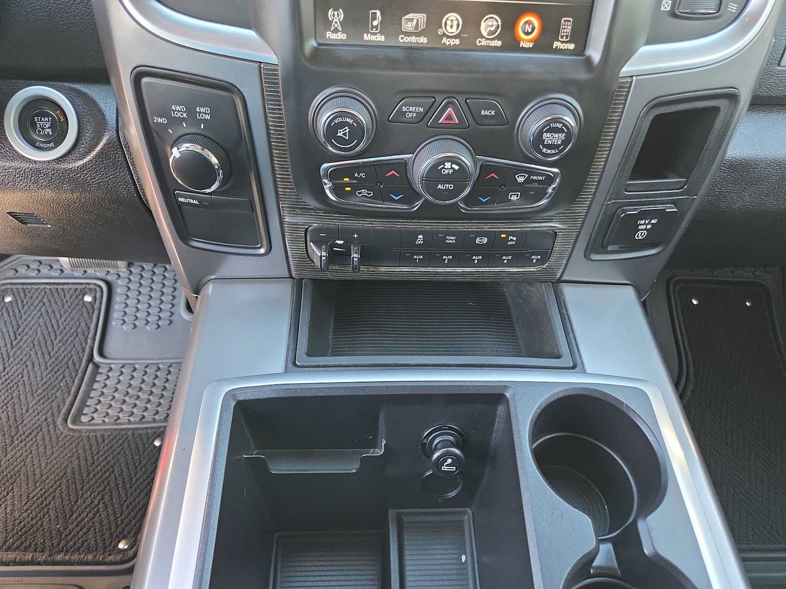 Used 2014 RAM 2500 Limited AWD/4WD image 25