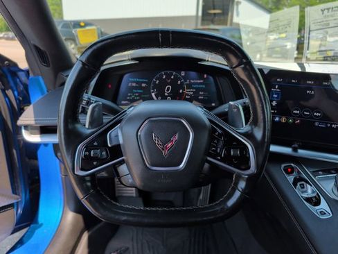 Used 2022 Chevrolet Corvette Stingray Preferred Conv w/ Z51 Performance Package RWD image 17