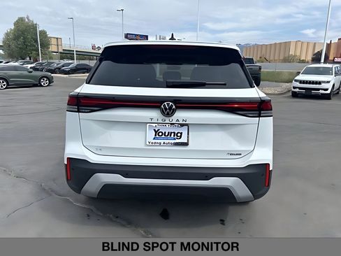 New 2026 Volkswagen Tiguan SE AWD/4WD image 4