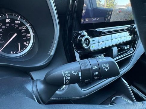 Used 2022 Toyota Highlander Limited image 23
