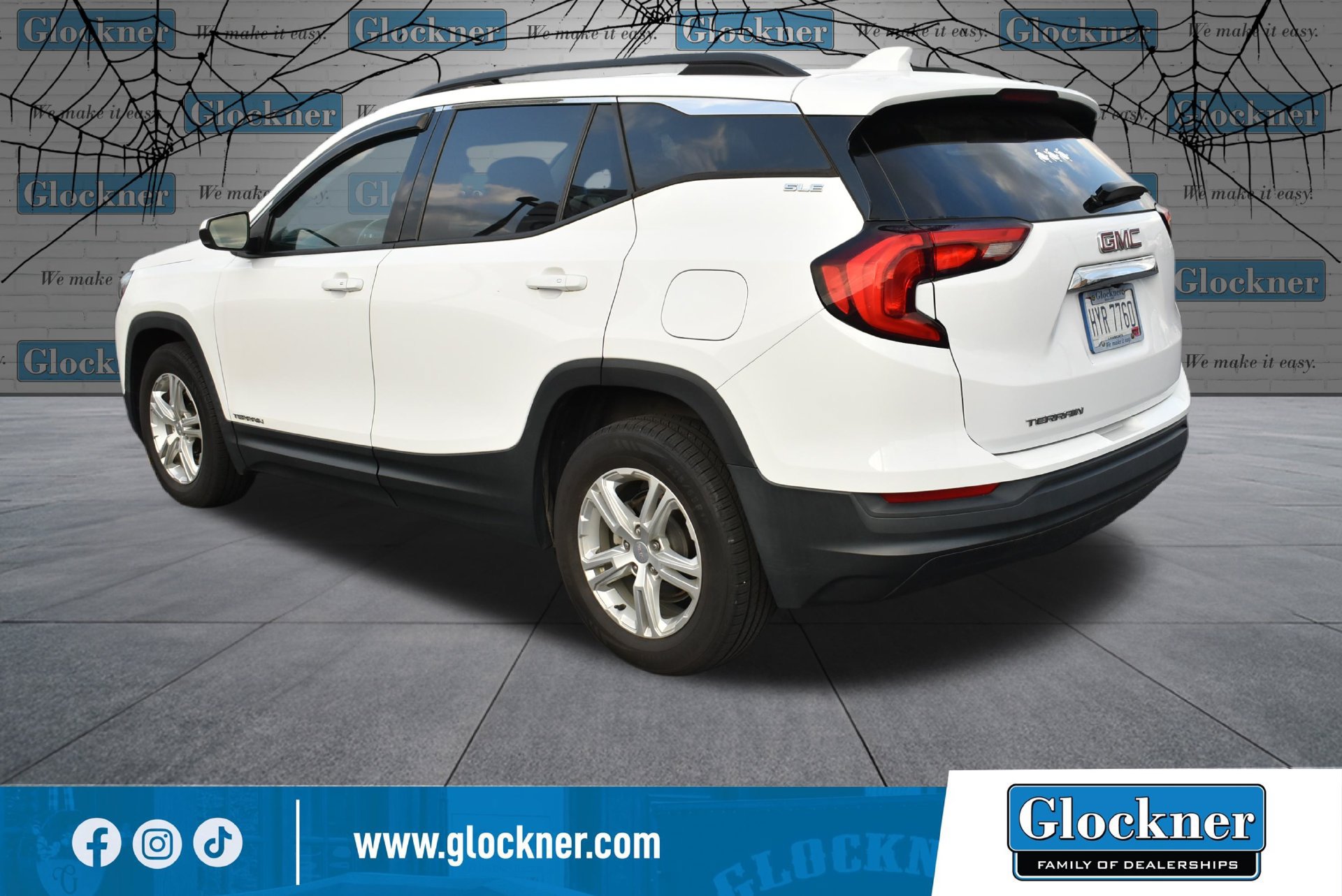 Used 2020 GMC Terrain SLE w/ Driver Convenience Package FWD image 8