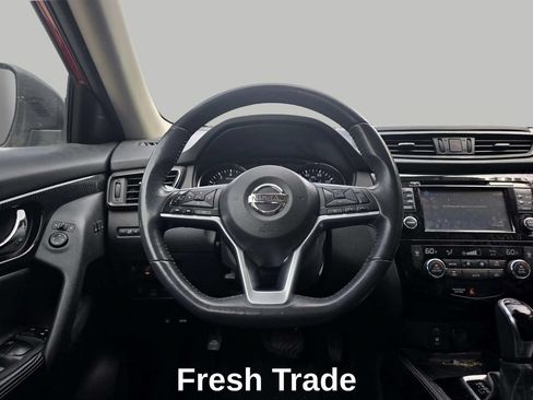 Used 2017 Nissan Rogue SL AWD/4WD image 11