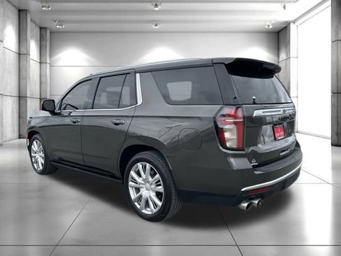 Used 2021 Chevrolet Tahoe High Country w/ Premium Package AWD/4WD image 6