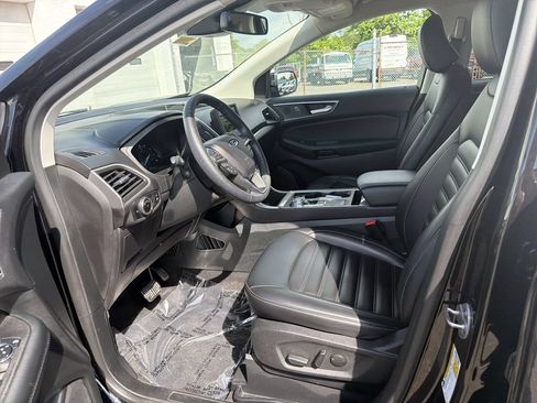 Used 2024 Ford Edge SEL w/ Convenience Package AWD/4WD image 11