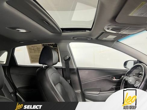 Used 2019 Hyundai Kona Ultimate FWD image 25