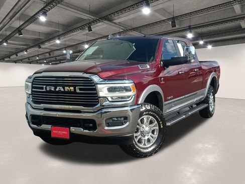 Used 2019 RAM 2500 Laramie AWD/4WD image 1