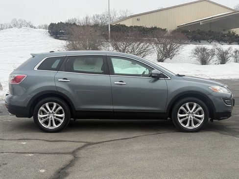 Used 2012 MAZDA CX-9 Grand Touring w/ Moonroof & Bose Audio Pkg image 4