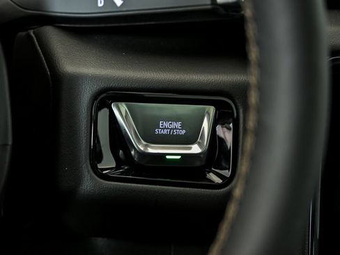 New 2026 GMC Yukon AT4 w/ AT4 Premium Package AWD/4WD image 15