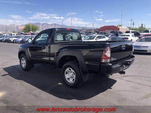 Used 2011 Toyota Tacoma 4x4 Regular Cab image 6