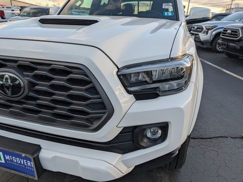 Certified 2023 Toyota Tacoma TRD Sport image 13