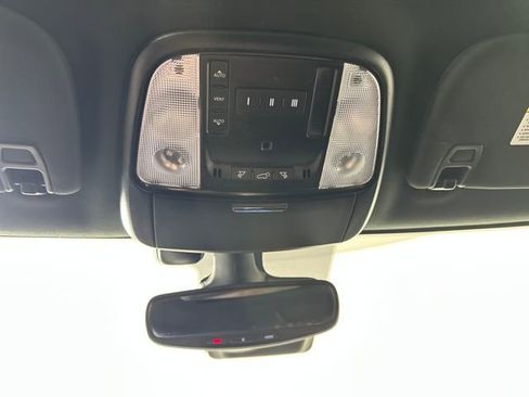 Used 2022 Dodge Durango GT image 25