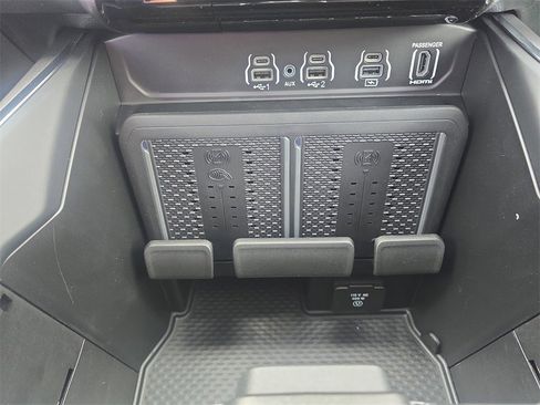 New 2026 RAM 1500 Laramie w/ Night Edition image 22