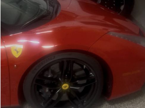 Used 2018 Ferrari 488 GTB RWD image 8