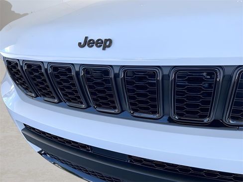 New 2025 Jeep Grand Cherokee L Limited w/ Black Appearance Package image 2