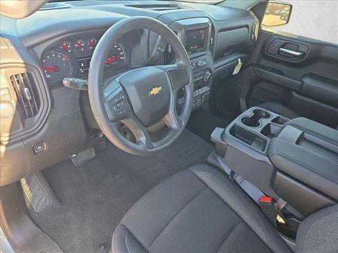 New 2026 Chevrolet Silverado 1500 Custom image 3
