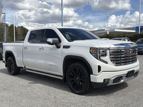 Used 2023 GMC Sierra 1500 Denali w/ Denali Reserve Package AWD/4WD image 29