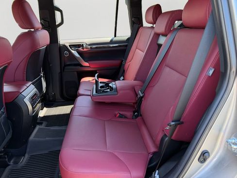 Used 2022 Lexus GX 460 Premium w/ Premium Plus Package AWD/4WD image 13