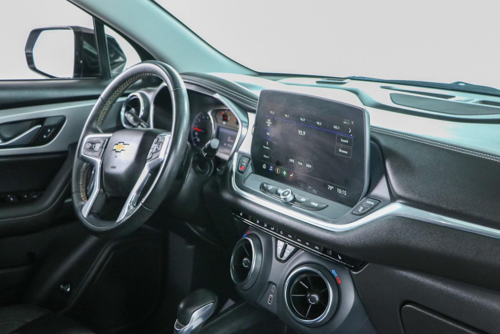 Used 2023 Chevrolet Blazer LT w/ Midnight/Sport Edition FWD image 25
