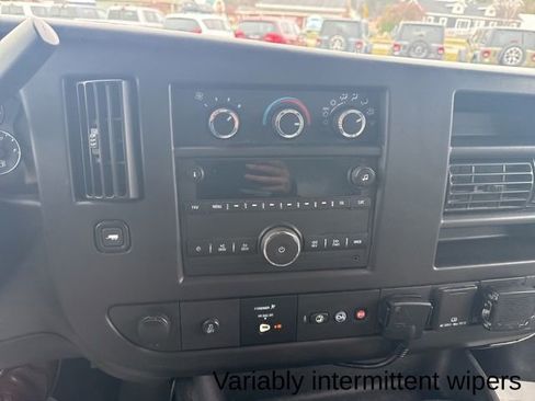 Used 2018 Chevrolet Express 3500 Work Van w/ Driver Convenience Package image 23