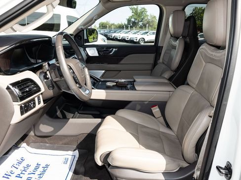 Used 2024 Lincoln Navigator L Reserve AWD/4WD image 23