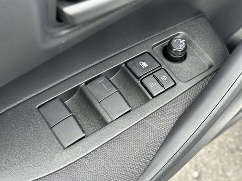 Used 2023 Toyota Corolla LE FWD image 18