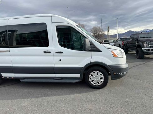 Used 2018 Ford Transit 350 XLT image 10
