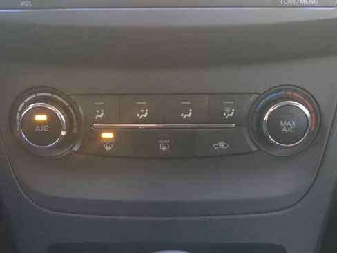 Used 2017 Nissan Sentra S image 25