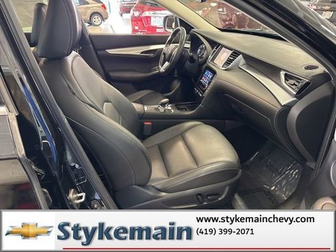 Used 2019 INFINITI QX50 Pure AWD/4WD image 19