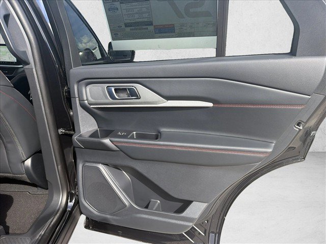 Used 2026 Ford Explorer ST AWD/4WD image 23