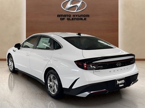 Used 2025 Hyundai Sonata SE image 4